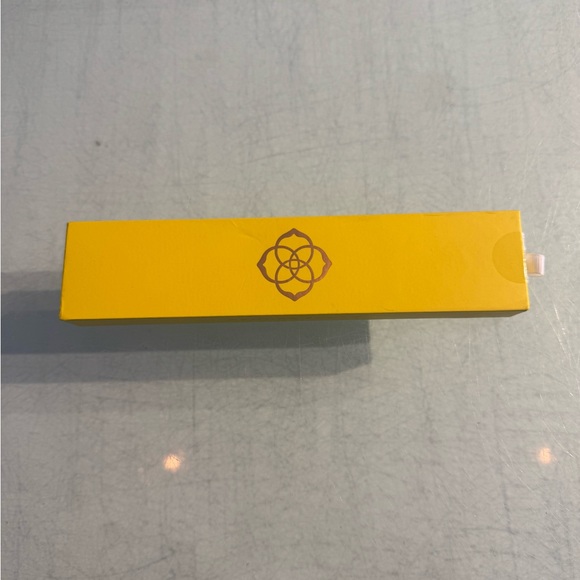 Kendra Scott 2 TONE Apple watch band NWT main image 7